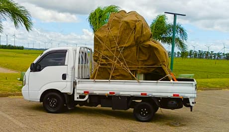 Frota de caminhões MOV Transportes